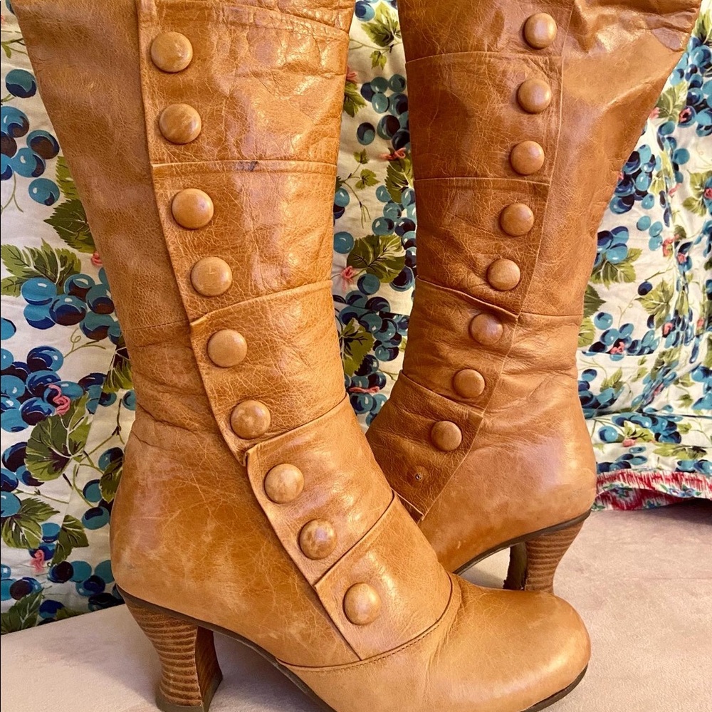 Miz Mooz leather boots